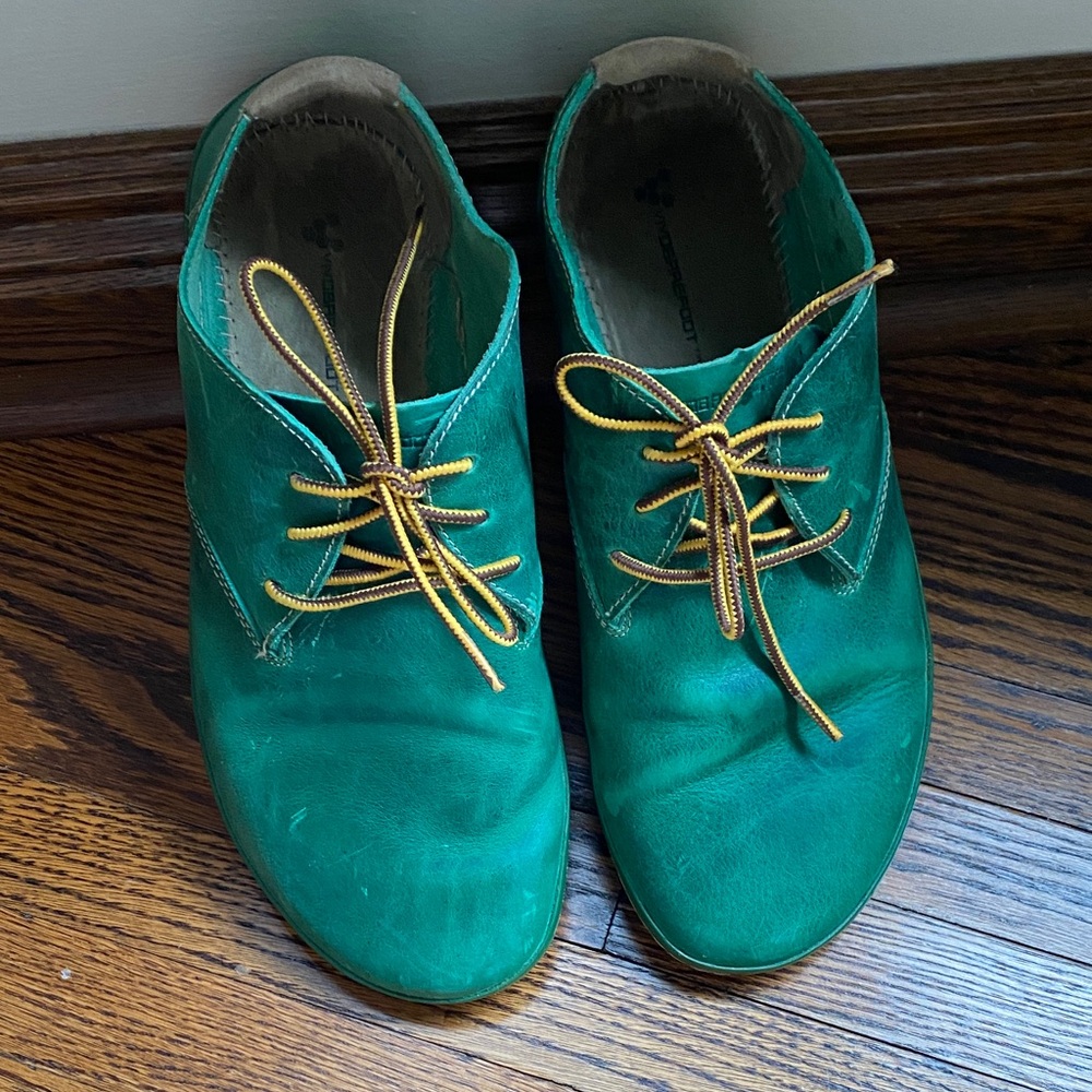 Vivo Barefoot Green and Tan Leather Interior